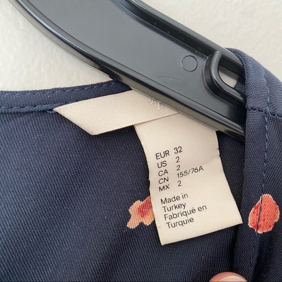 H&M | Lyocell Blend Belted Midi Dress Navy Floral - Picture 4 of 8